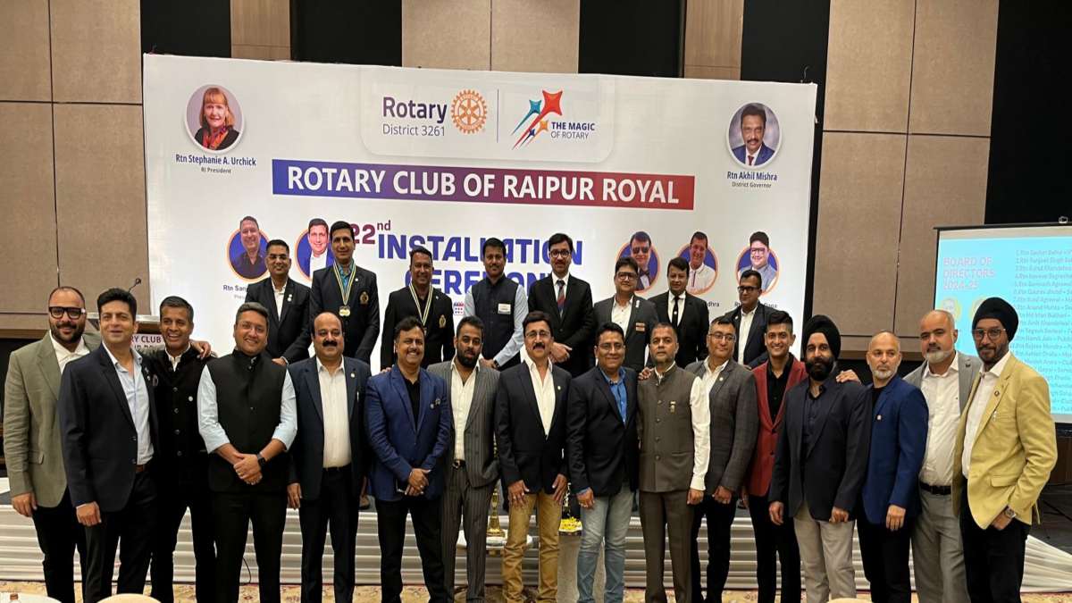 रोटरी क्लब ऑफ रायपुर रॉयल के अध्यक्ष बने संजय अग्रवाल, कहा- भाईचारे को बढ़ावा देने और समुदाय की जरूरतों को पूरा करने के लिए तत्पर हूं…