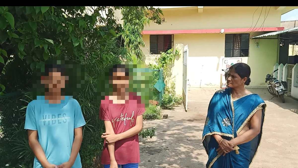 स्कूल ने दो अनाथ बच्चियों की रोकी टीसी और मार्कशीट, न्याय के लिए नानी ने कलेक्टर से लगाई गुहार…