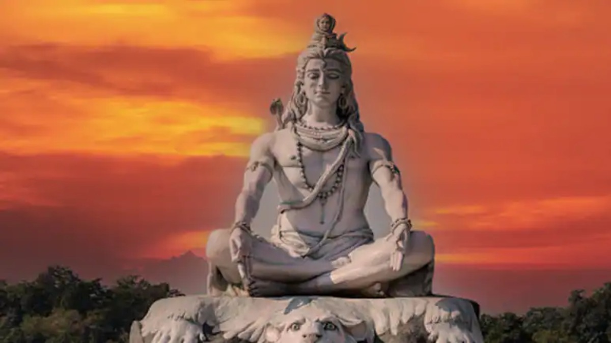 भगवान शिव-पार्वती की पूजा कर लगाए ये भोग, जल्द प्रसन्न होंगे भोलेनाथ…