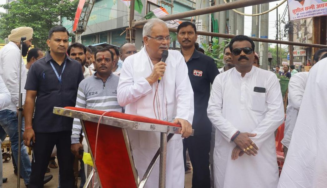 बिजली कटौती और बढ़े हुए बिल को लेकर कांग्रेस का प्रदेशव्यापी प्रदर्शन, पूर्व CM बोले- बिजली बिल देखकर लोगों को लगा 440 वोल्ट का झटका