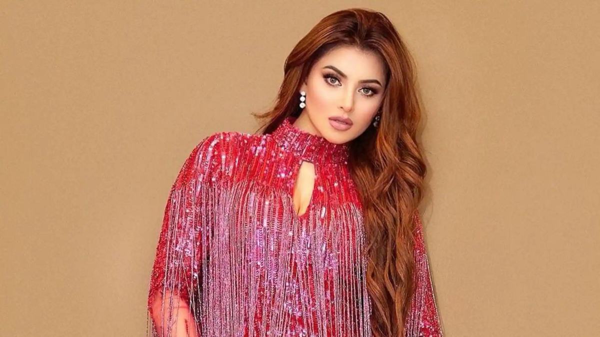 अस्पताल में भर्ती हुईं Urvashi Rautela, शूटिंग के दौरान हुआ बड़ा हादसा …