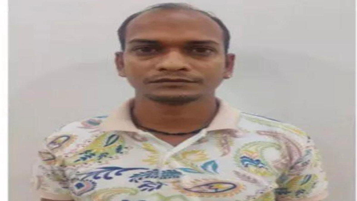 महादेव ऑनलाइन बैटिंग ऐप मामला : निलंबित आरक्षक को EOW-ACB ने किया गिरफ्तार, आरोपी के खातों में जमा 2 करोड़ फ्रीज
