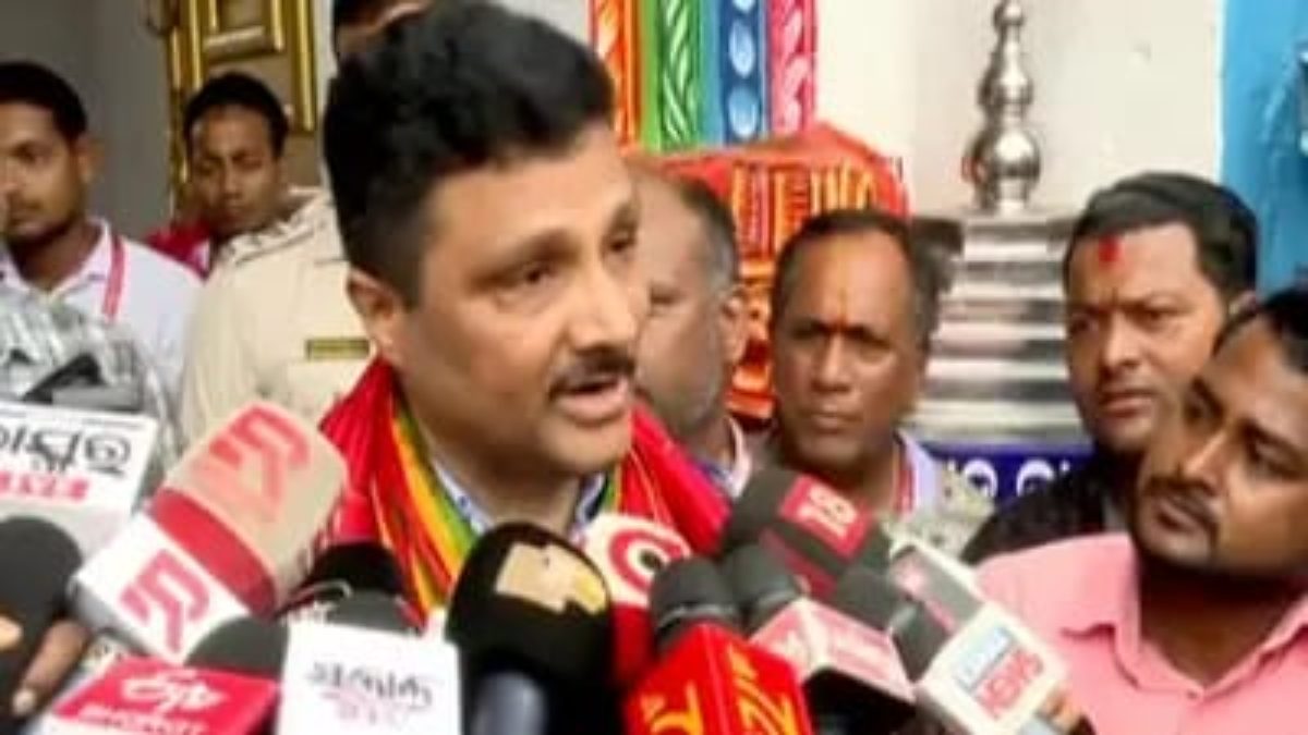 रथ यात्रा: रथों पर मोबाइल फोन ले जाने की अनुमति नहीं, नए एसजेटीए प्रमुख ने अनुशासनहीनता पर कड़ी कार्रवाई की दी चेतावनी