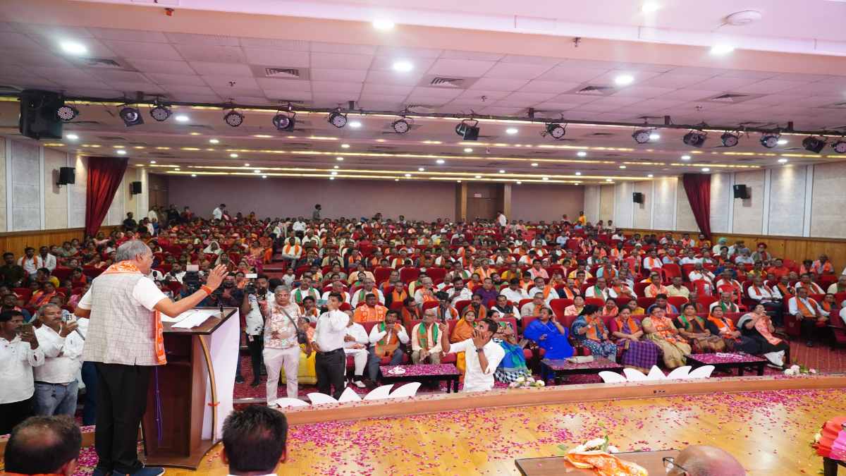 निकाय चुनाव से पहले सांसद बृजमोहन अग्रवाल की दो टूक, कार्यकर्ताओं से कहा- ‘हमें टांग नहीं खींचना है, एक दूसरे के पीछे खड़े रहना है’