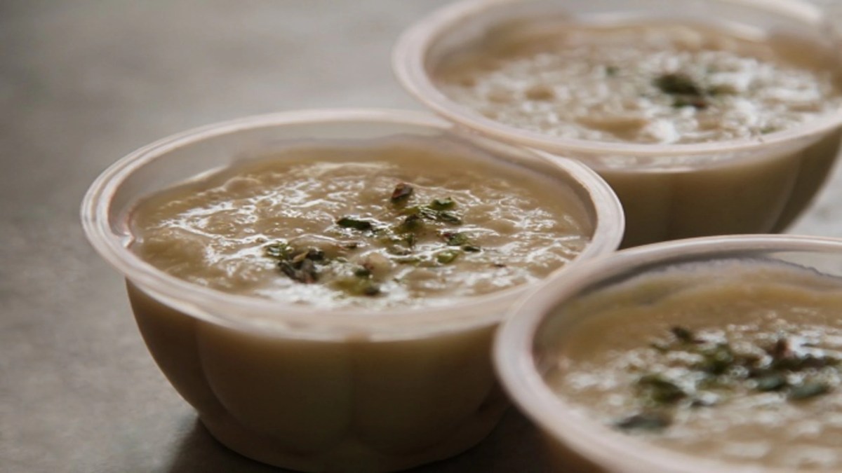 Today’s Recipe : सावन के दूसरे सोमवार में भोलेबाबा को लगाएं साबूदाना रबड़ी का भोग, यहां देखें रेसिपी …