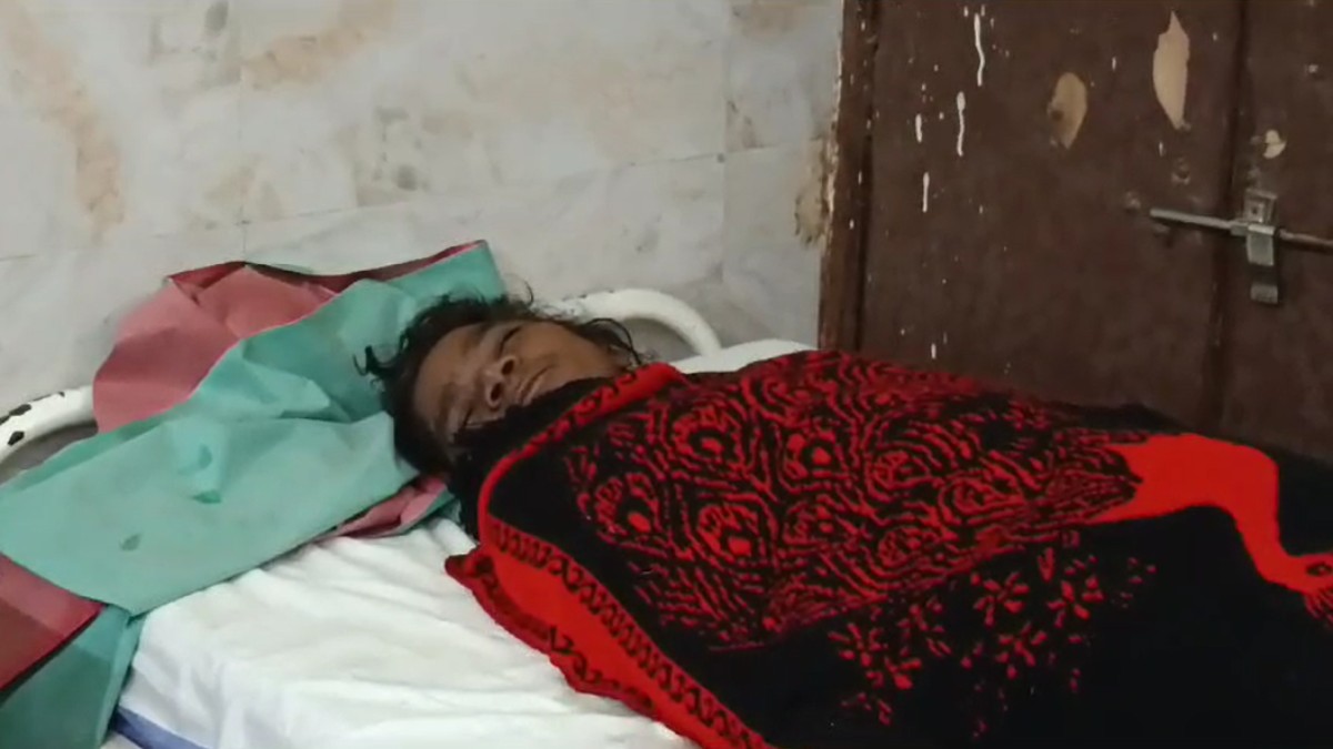 मौत का जिम्मेदार कौन ? महिला मरीज की मेडिकल कॉलेज में मौत, परिजनों ने अस्पताल पर लापरवाही का लगाया आरोप