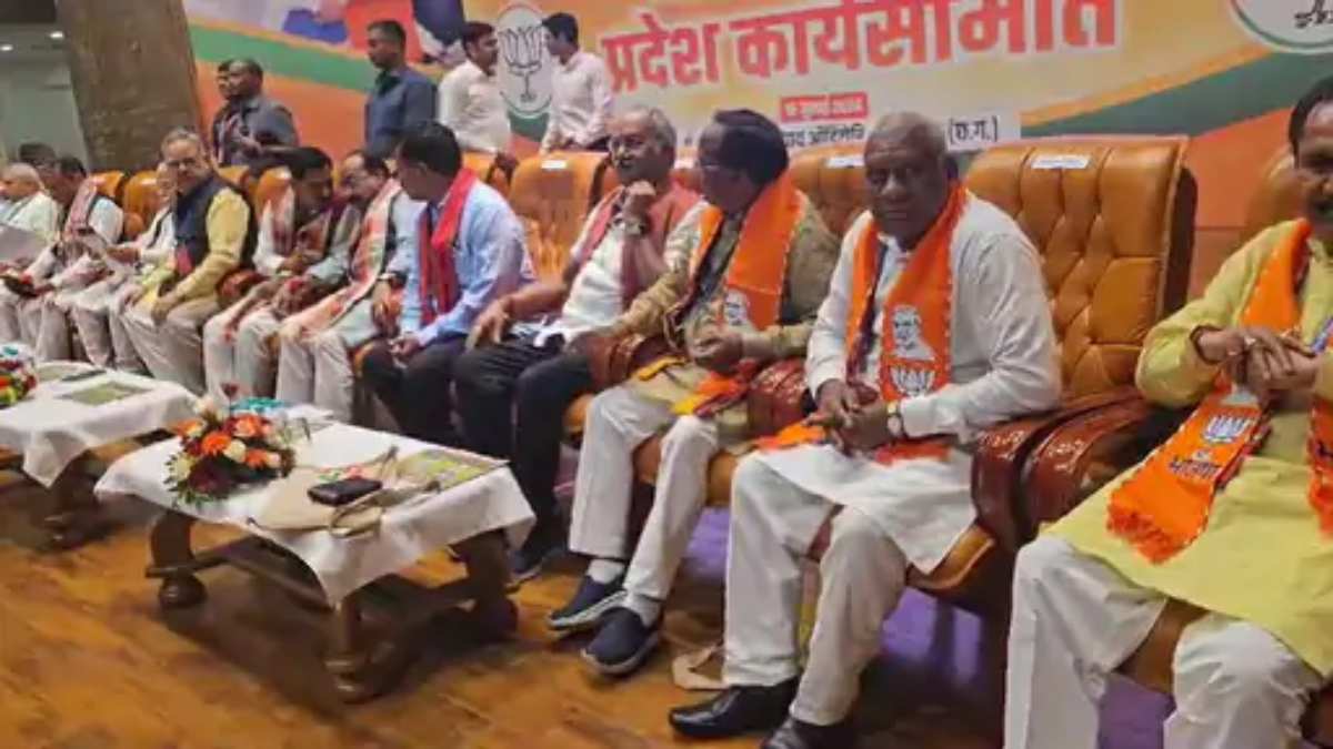 BJP कार्यसमिति की बैठक: पूर्व विधायक शिवरतन शर्मा ने रखा राजनीतिक प्रस्ताव, कांग्रेस पर लगाया झूठ फैलाने का आरोप, नगरीय निकाय चुनाव में जुटने कार्यकर्ताओं से किया आह्वान