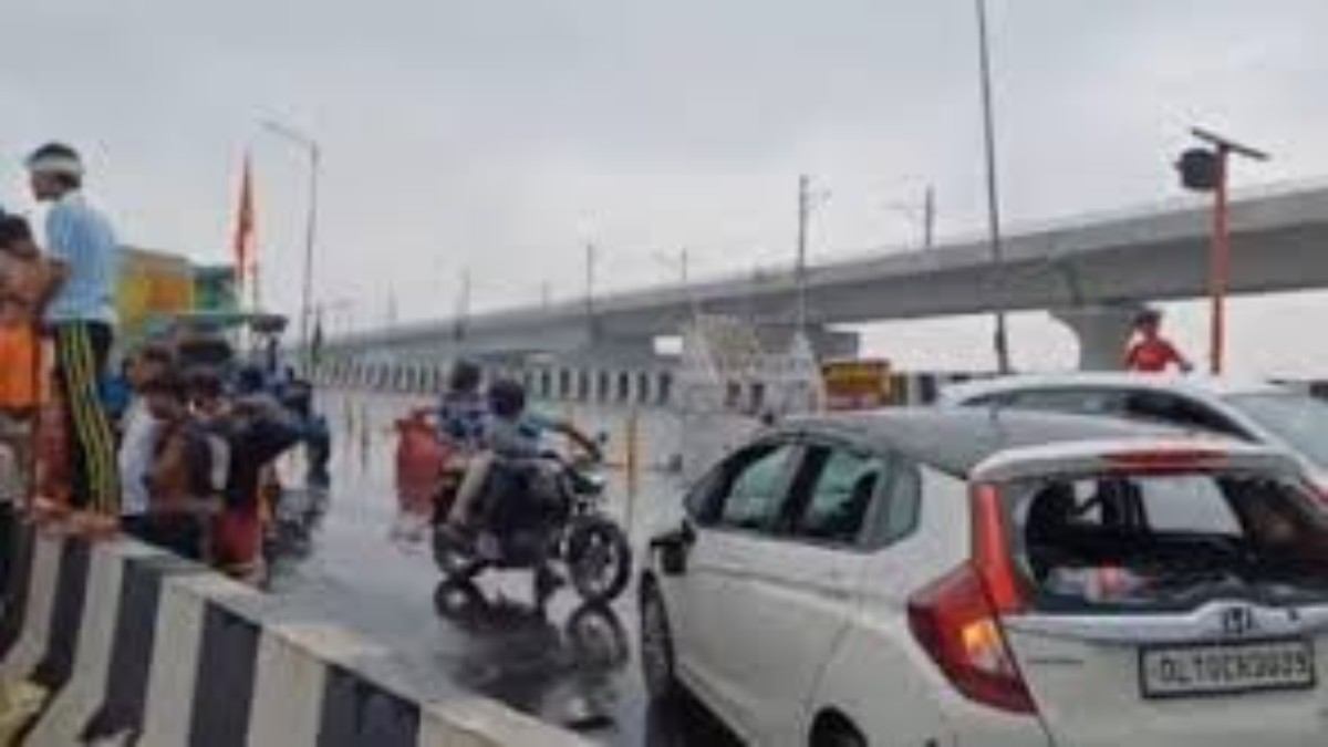 कांवड़ खंडित होने पर हंगामा, कांवड़ियों ने समुदाय विशेष के तीन लोगों से मारपीट, कार में तोड़फोड़