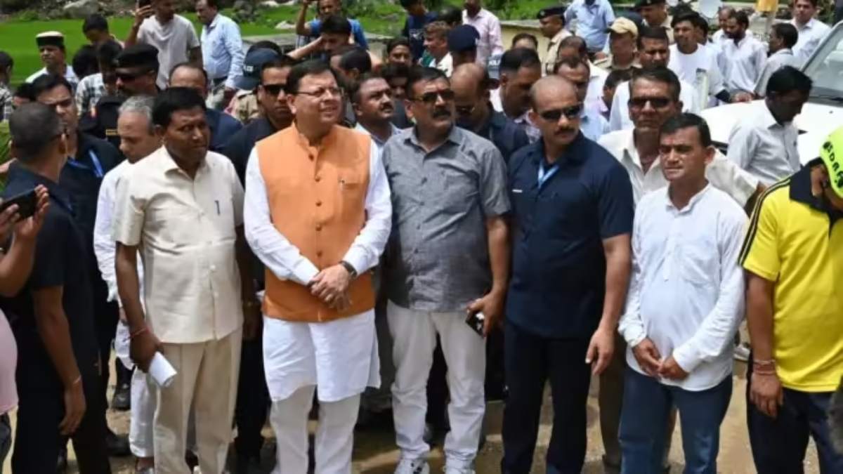 CM धामी ने आपदा प्रभावित क्षेत्रों का निरीक्षण किया: कहा- सभी प्रकार की व्यवस्था करेगी सरकार, भूस्खलन की वजह दब गए हैं कई घर