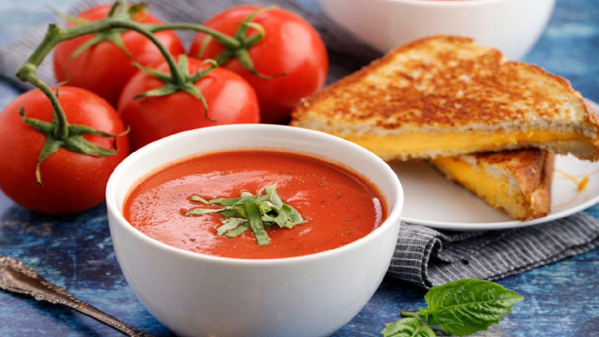 Tomato Soup Recipe: मानसून में बनाएं टमेटो सूप, स्वाद के साथ स्वास्थ्य के लिए होता है सेहतमंद…
