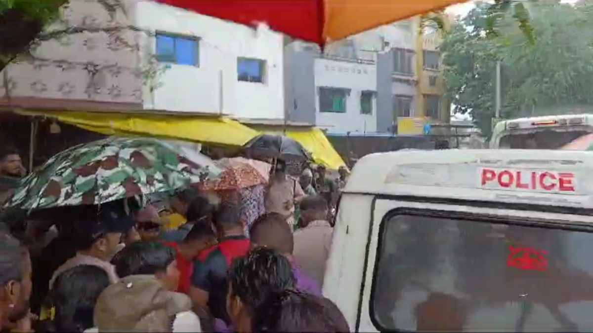 साले ने चाकू मारकर जीजा को उतारा मौत के घाटः बीच सड़क दिया हत्या की वारदात को अंजाम, आरोपी गिरफ्तार