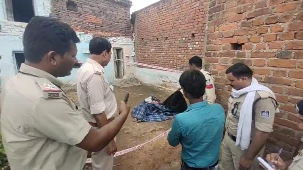 दिनदहाड़े हत्या से फैली सनसनीः छोटे भाई ने हथौड़ा मारकर उतारा मौत के घाट, तड़प तड़पकर तोड़ा दम, ये रही वजह