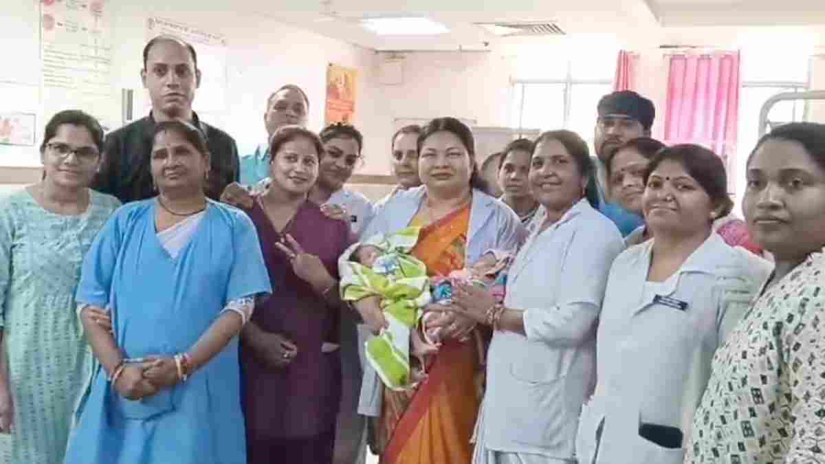 छत्तीसगढ़ की डॉक्टर ने बनाया वर्ल्ड रिकाॅर्ड : डॉ. विनीता ने 100वां जुड़वा बच्चों की कराई डिलीवरी, ज्यादातर केस नॉर्मल