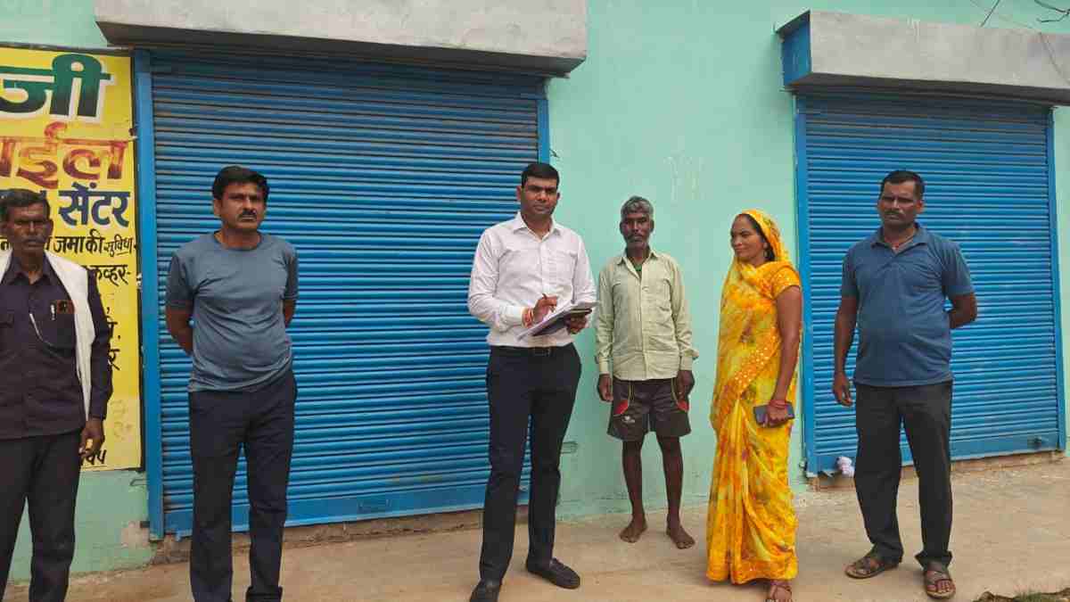 CG में राजस्व और स्वास्थ्य विभाग की टीम ने मारा छापा, 4 अवैध क्लिनिक सील