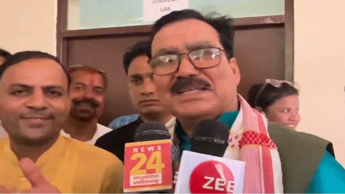 मंत्री की जाति पर फिर उठे सवालः हाईकोर्ट में लगाई याचिका, कांग्रेस का तंज- फर्जी प्रमाण पत्र वाले जेल जाने की जगह बन गए मंत्री