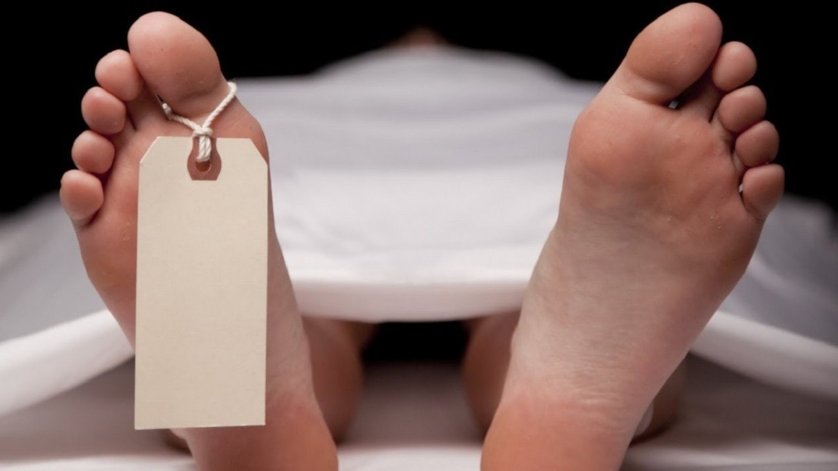 सनसनीखेज मामला: मजदूरी करने घर से निकला था बुजुर्ग, तालाब में मिला शव, फैली सनसनी