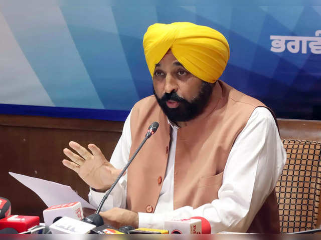 खुशखबरी : पंजाब सरकार ने लिया पटवारियों की सेवा 6 महीने के लिए बढ़ाने का फैसला