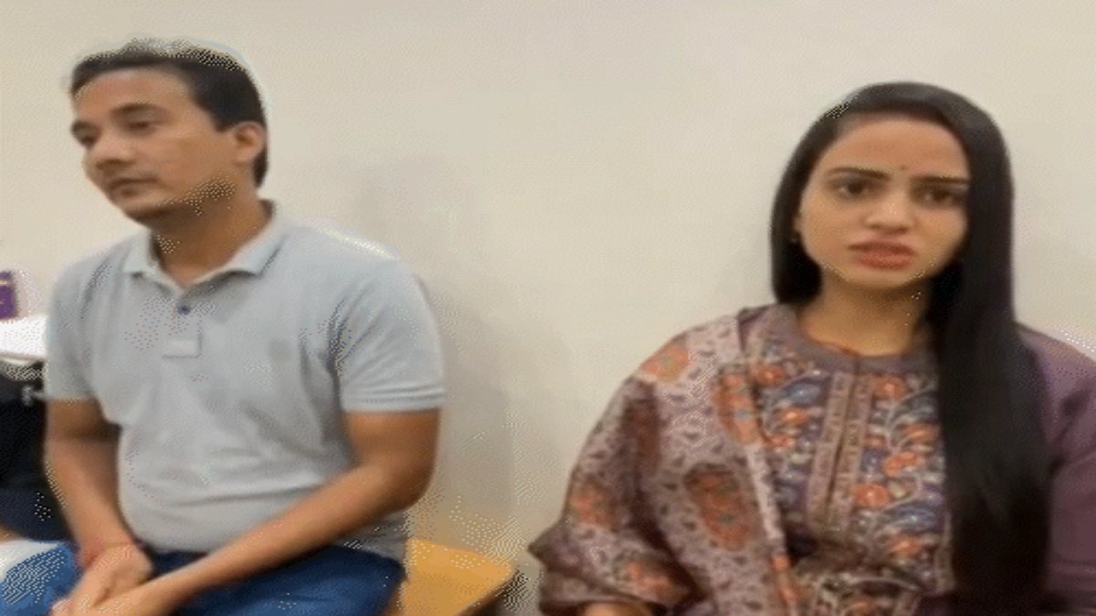 भतीजी पर आया डिप्टी कमिश्नर का दिल: घर से भगाकर ले गए अफसर, कर दिया ऐसा कांड कि मच गया बवाल