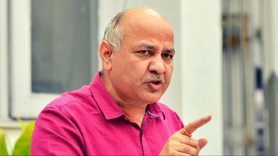 Interview: मनीष सिसोदिया ने कहा लोग की कुछ तो मजबूरियां रही होंगी, यूं ही कोई बेवफा नहीं होता…