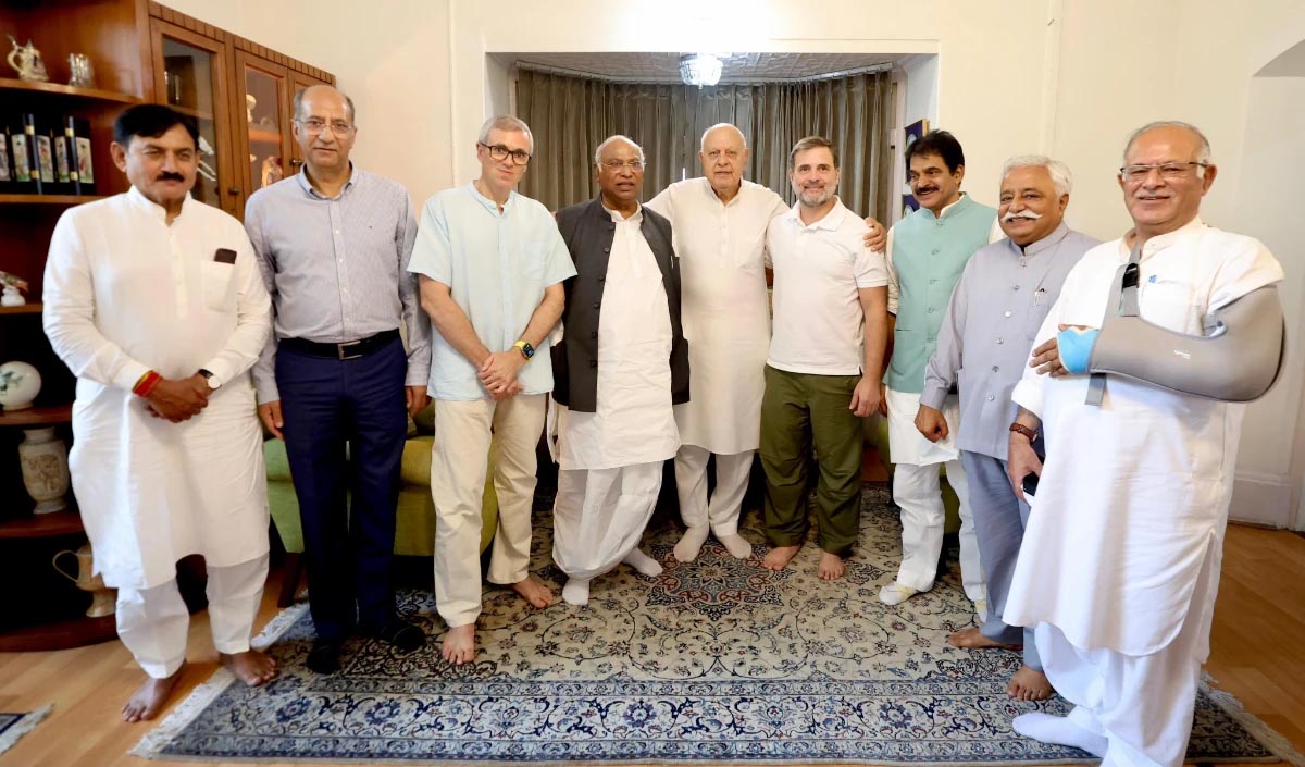जम्मू-कश्मीर में कांग्रेस और नेशनल कॉन्फ्रेंस मिलकर लड़ेंगे चुनाव