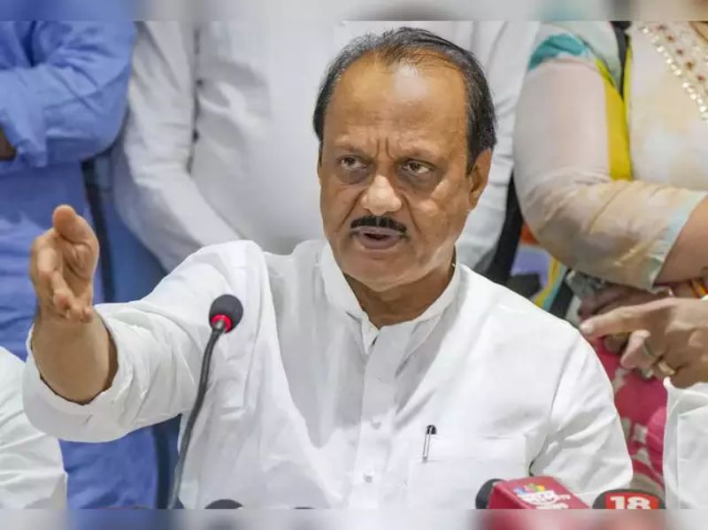 चुनाव से पहले महाराष्ट्र में पोस्टर वॉर: गणपति पंडाल में अजित पवार के भावी मुख्यमंत्री वाले पोस्टर लगाए गए?- Maharashtra Assembly Elections 2024