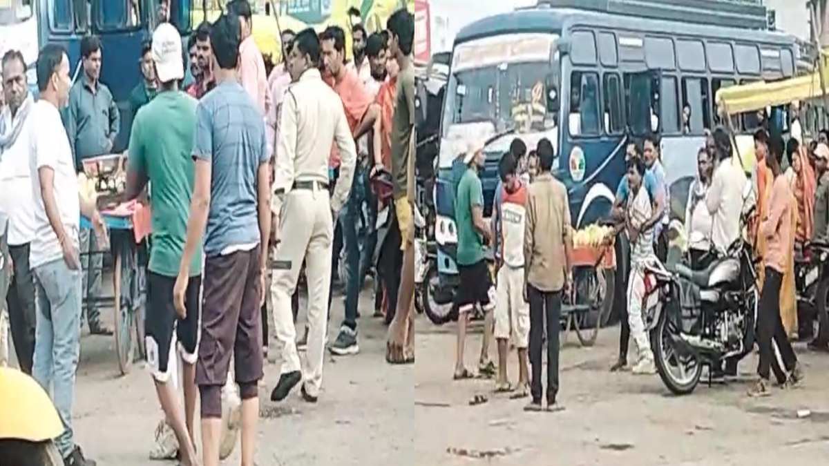 पुलिसकर्मी के सामने गुंडागर्दी: बदमाशों ने ठेले वाले को सरेआम पीटा, मूकदर्शक बना रहा कानून का रखवाला