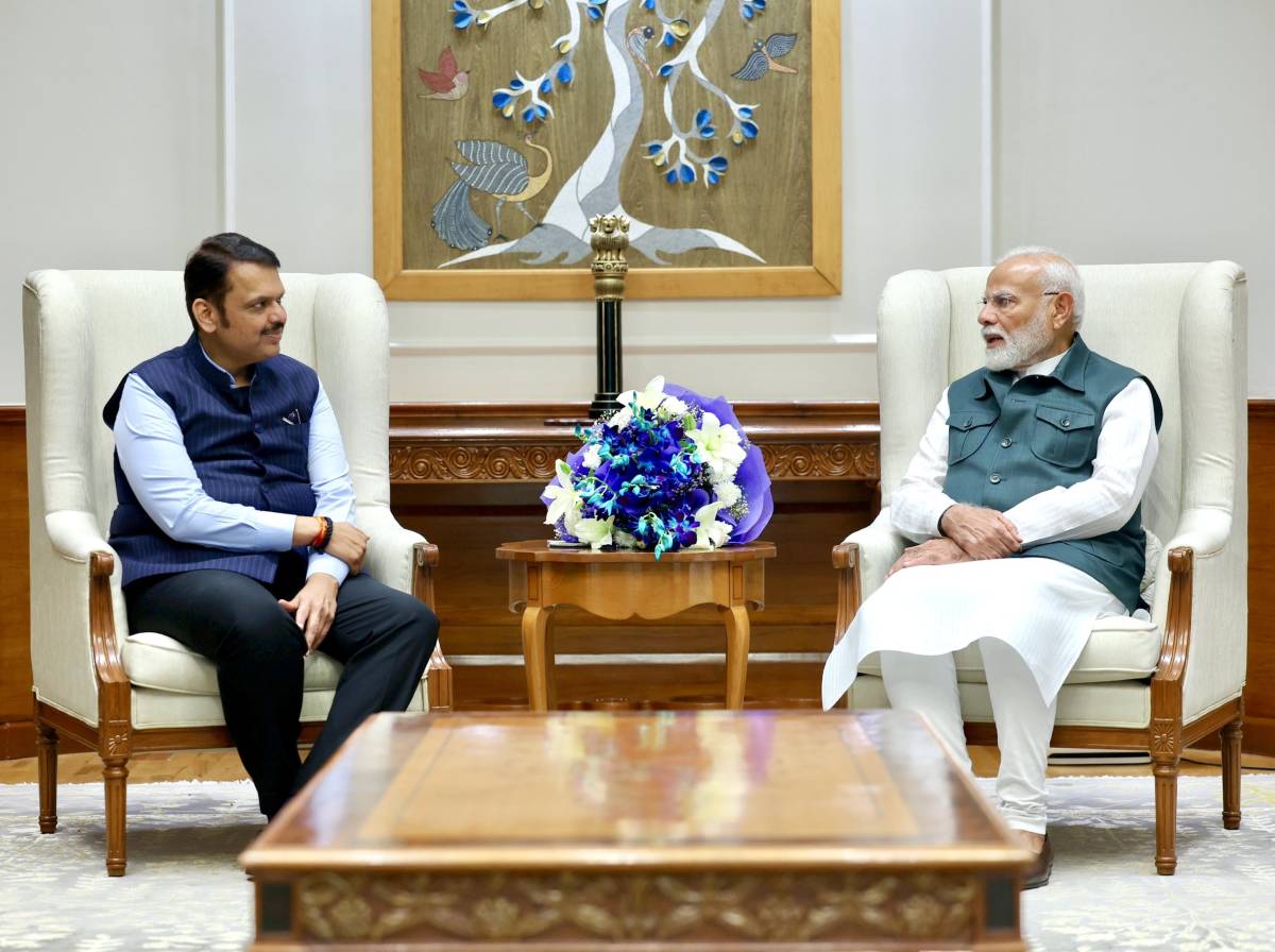 Devendra Fadnavis: देवेंद्र फडणवीस बनेंगे BJP के नए राष्ट्रीय अध्यक्ष? PM मोदी से मुलाकात के बाद बाहर आई एक फोटो ने किया बहुत बड़ा ईशारा