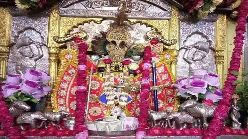 Rajasthan News: आज रात 12 बजे श्री सांवलियाजी मन्दिर में काटा जाएगा 51 किलो मावे का केक