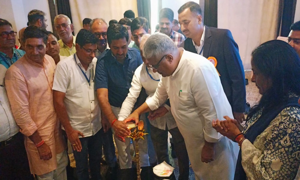 Rajasthan News: सेमी कंडक्टर और इलेक्ट्रॉनिक्स की योजना पर 48 हजार करोड़ का निवेश करेगी सरकार – केंद्रीय वन पर्यावरण मंत्री