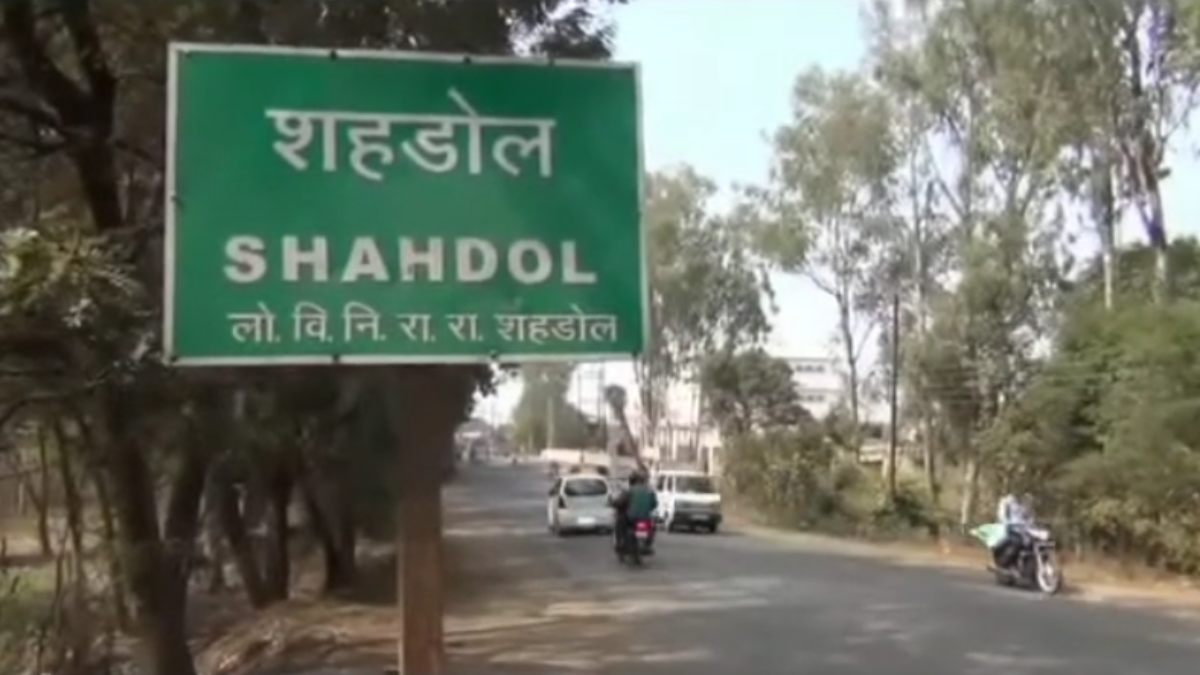 बाढ़ और आपदा से निपटने के लिए जिला प्रशासन सतर्क, SDM ने लापरवाही पर दो पटवारी को किया निलंबित