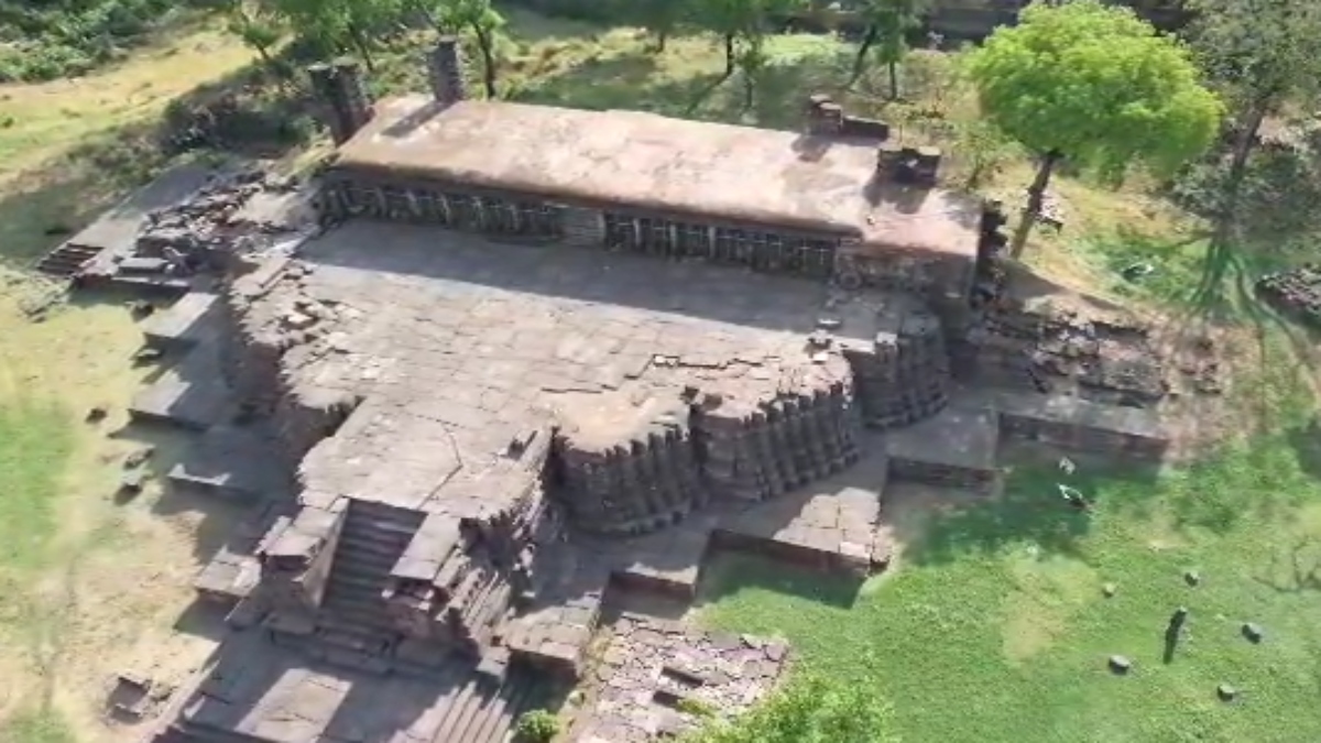 ASI ने विजयसूर्य मंदिर को बताया मस्जिद: हिंदू संगठनों ने जताई आपत्ति, विधायक के साथ कलेक्टर और SP को सौंपा ज्ञापन