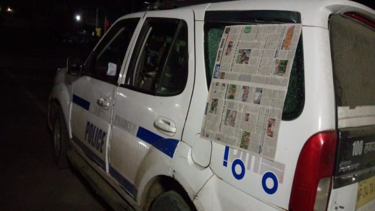 कोयम्बटूर पुलिस के साथ वारंटी पकड़ने गई Police पर पथरावः 4 पुलिसकर्मी घायल, गाड़ी के कांच टूटे