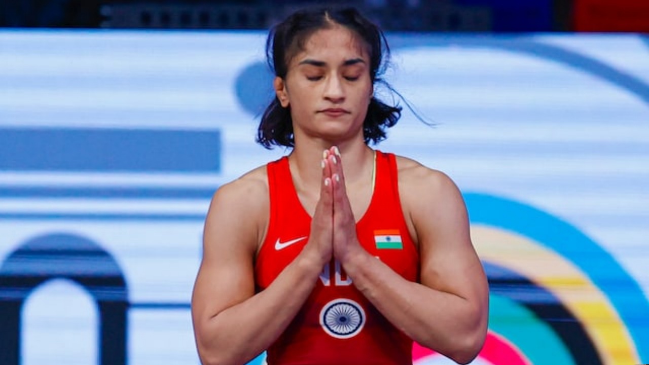 Paris Olympics 2024: विनेश फोगाट को मेडल मिलेगा या नहीं?, आज इतने बजे आएगा फैसला…