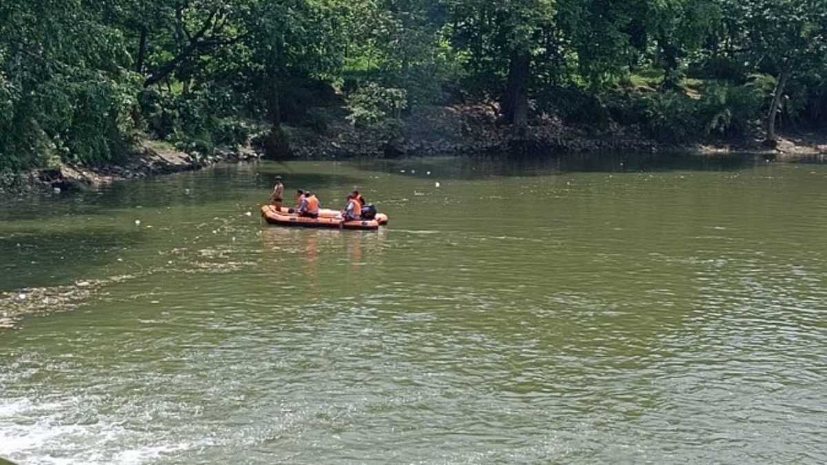 Tikamgarh News: कुंडेश्वर धाम कुंड में डूबने से 13 वर्षीय नाबालिग की मौत, 48 घंटे बाद मिला शव