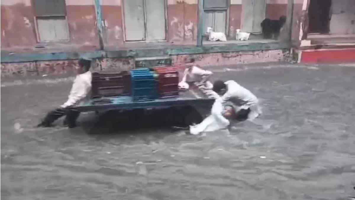 Burhanpur News: मूसलाधार बारिश से जनजीवन अस्त-व्यस्त, ताप्ती नदी का बढ़ा जलस्तर