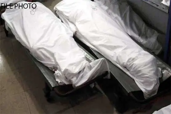 बिजनेस में घाटे से परेशान व्यक्ति ने की आत्महत्या, पत्नी और बेटे के साथ ट्रेन के आगे कूदा, तीनों की मौत