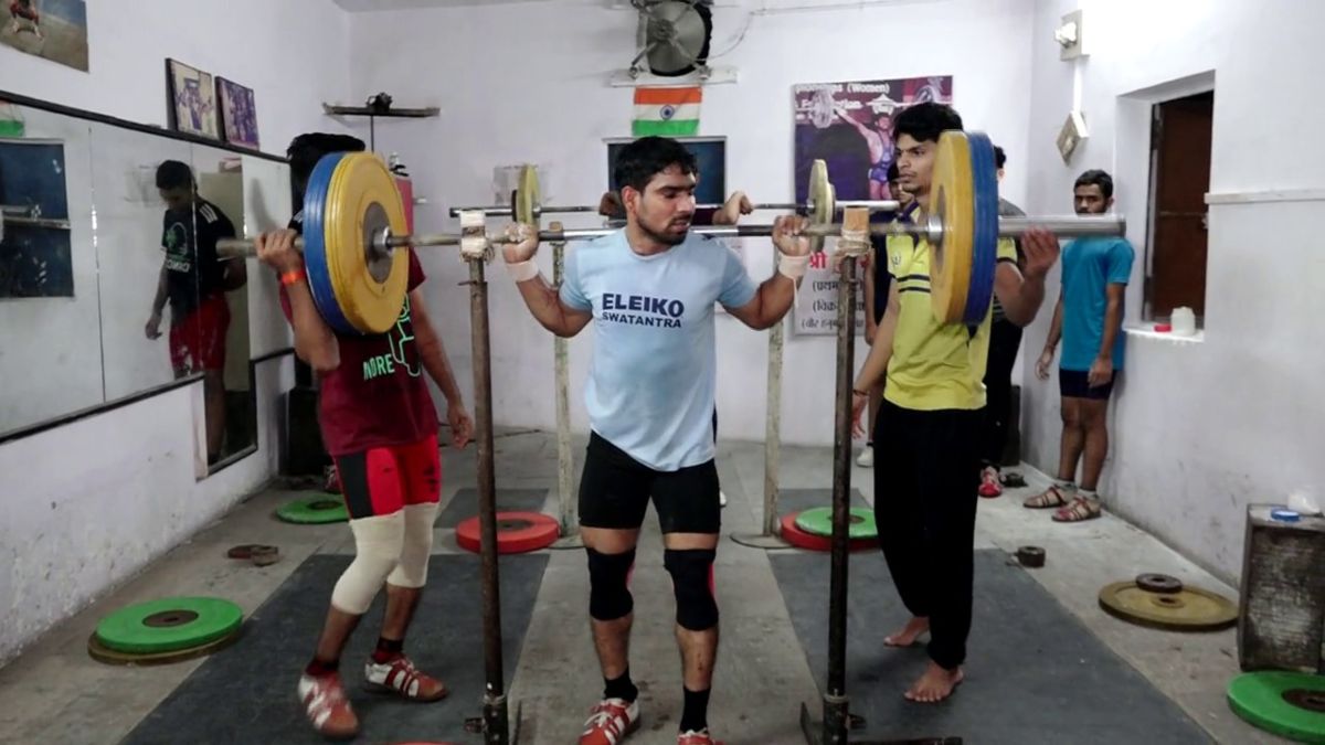 ओलंपिक की ओर बढ़ते कदम: व्यायाम शाला युवाओं को ओलंपिक के लिए कर रहा तैयार, अंतर्राष्ट्रीय कोच के जरिये दी जा रही निशुल्क ट्रेनिंग