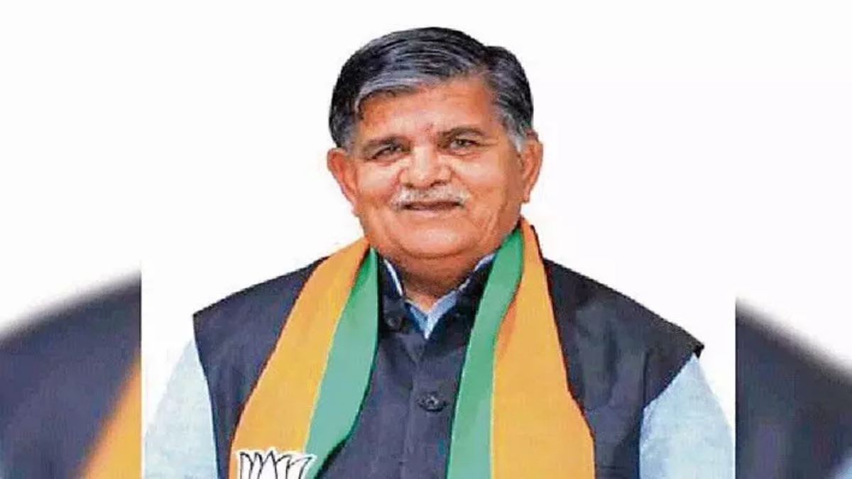 Panjab News : राज्यपाल गुलाबचंद कटारिया ने की रक्षा मंत्री से मुलाकात, पंजाब की सीमाओं को लेकर हुई चर्चा