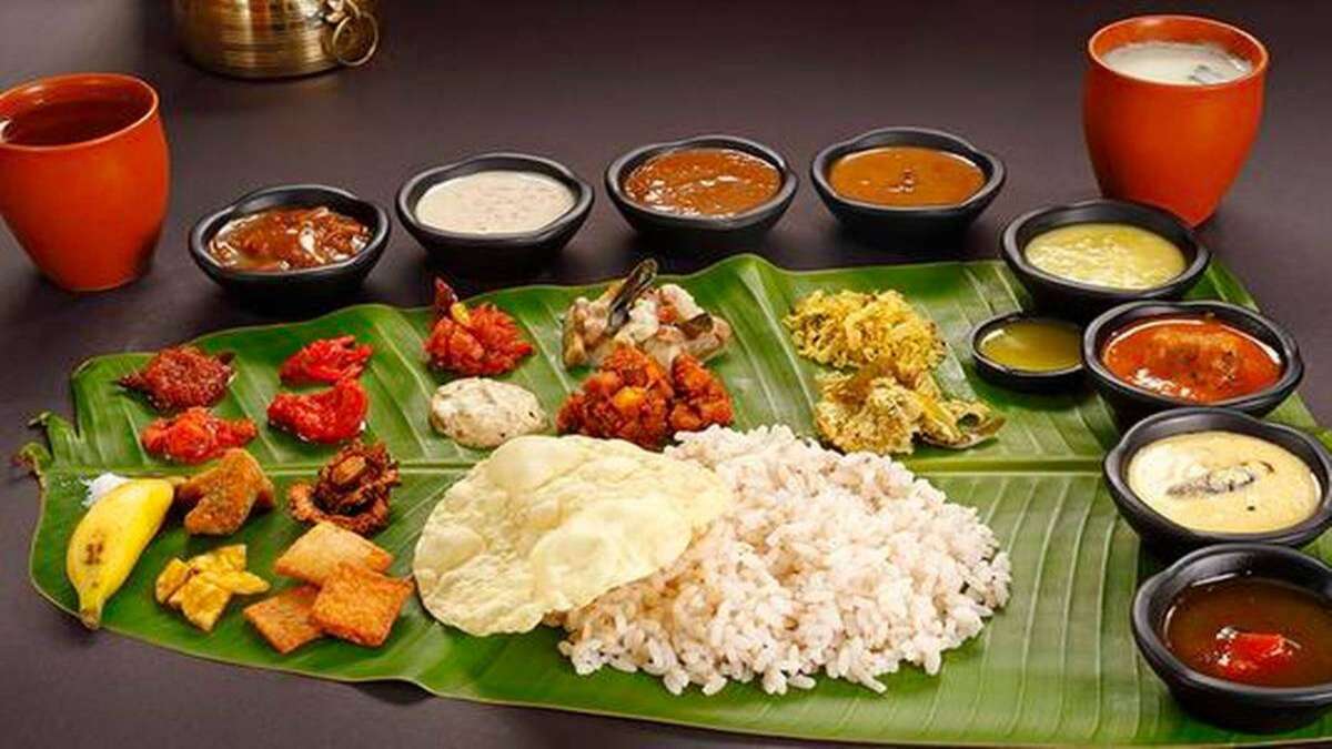 इन देवी-देवताओं को केले के पत्ते पर लगा भोग है अति प्रिय, तुरंत होते हैं प्रसन्न….