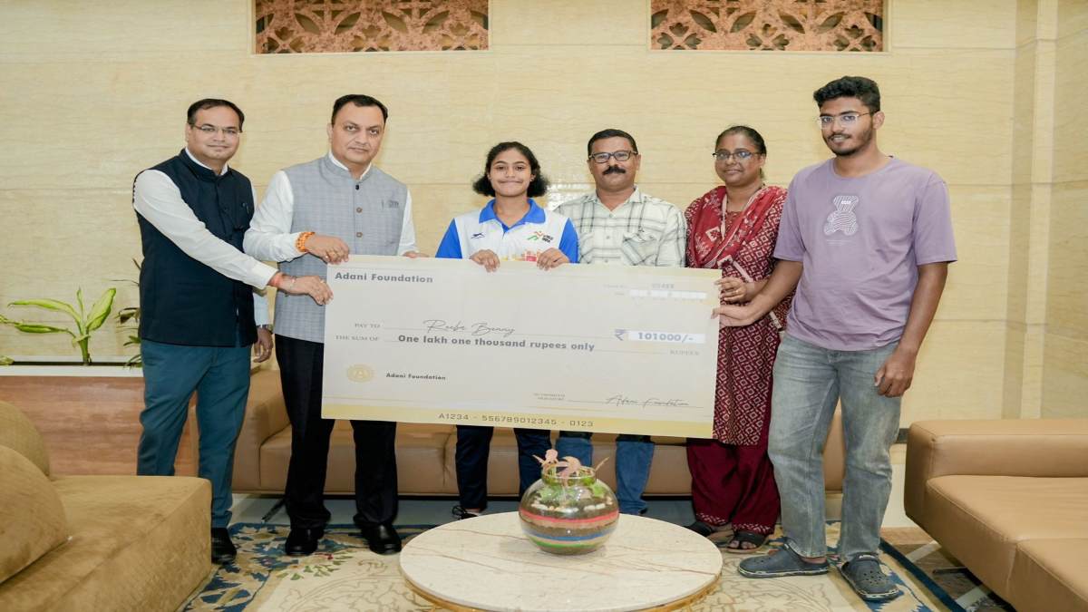 छत्तीसगढ़ की बेटी रीबा बेनी ने कॉमनवेल्थ फेंसिंग चैंपियनशिप में भारत का किया प्रतिनिधित्व, अदाणी फाउंडेशन ने किया सम्मानित …