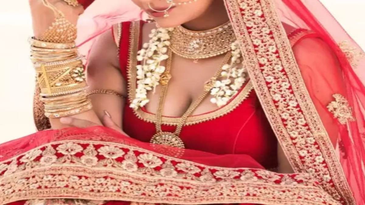 गोरे-गोरे गालों को देख फिसल गया युवक, खुशी-खुशी रचा ली शादी, सुहागरात में घूंघट उठाते ही रह गया दंग