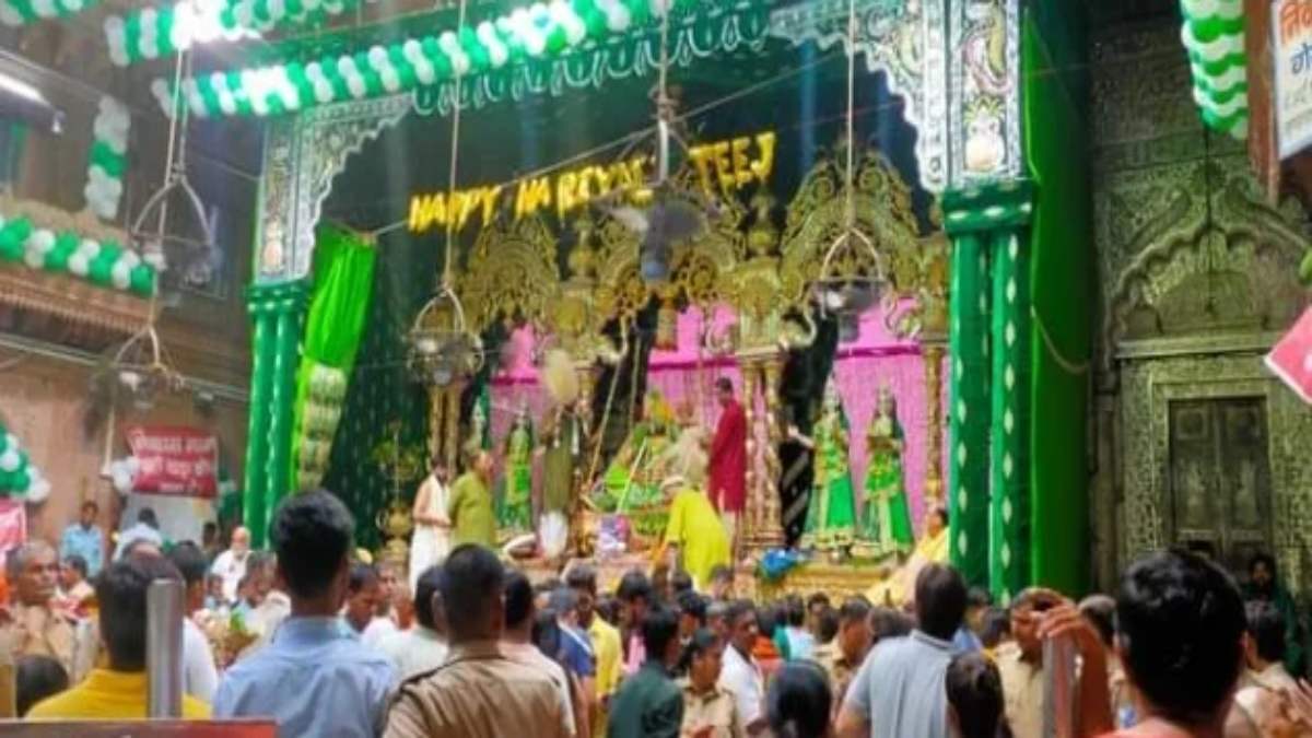 ब्रज में 13 दिवसीय झूला उत्सव हुआ शुरू, भक्तों का लग रहा तांता …