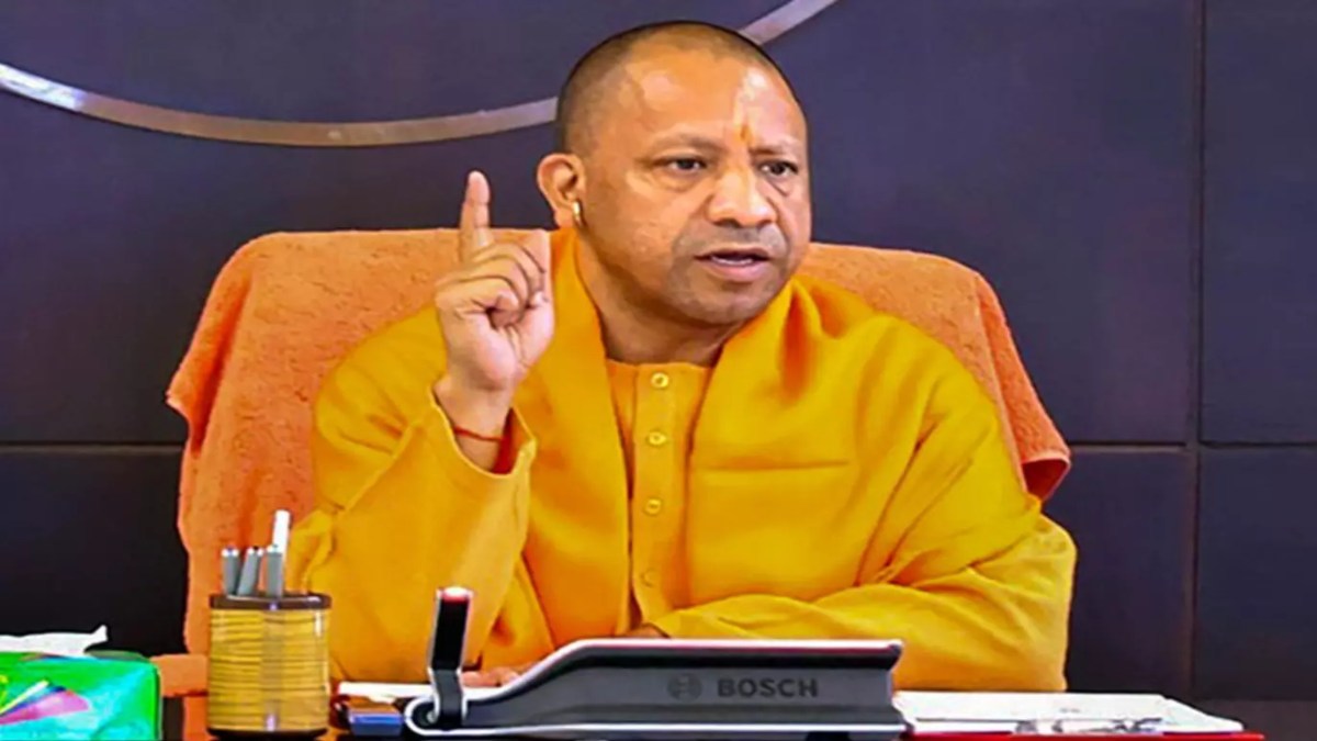 उपचुनाव के पहले यूपी में होगी प्रशासनिक सर्जरी ! गोयल की जगह ले सकते हैं संजय प्रसाद, दोनों डिप्टी CM को भी मिलेंगे नए सचिव