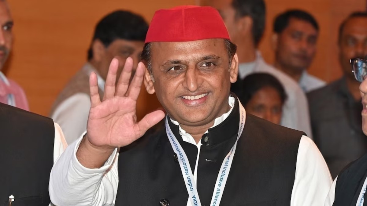 दिल्ली में माननीयों का सम्मान : अखिलेश, डिंपल, अवधेश समेत सांसदों को किया गया सम्मानित, सपा प्रमुख बोले- PDA ने मोदी जी, योगी जी को हरा दिया