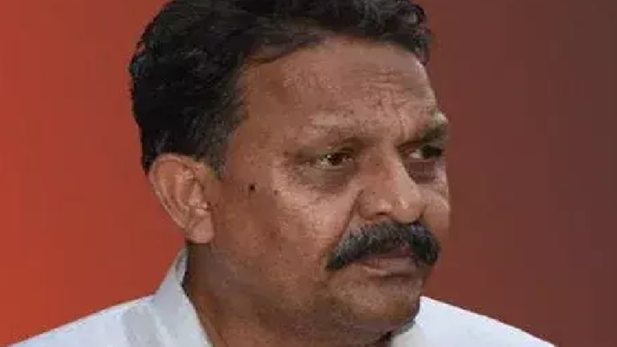 Waqf Board Amendment Bill 2024 : बीजेपी अपना नाम बदल ले… कल को ये मठ की जमीन पर भी नीयत खराब कर लेंगे- अफजाल अंसारी