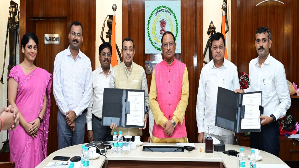प्रदेश में खुलेगा IIFT का निर्यात सुविधा केंद्र और प्रशिक्षण सेंटर, सीएम की उपस्थिति में हुआ एमओयू