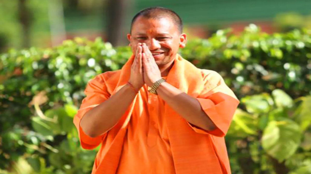 UP के इतिहास में CM योगी ने बनाया रिकॉर्ड, इस मामले में एनडी, मुलायम, मायावती, अखिलेश को भी पछाड़ा