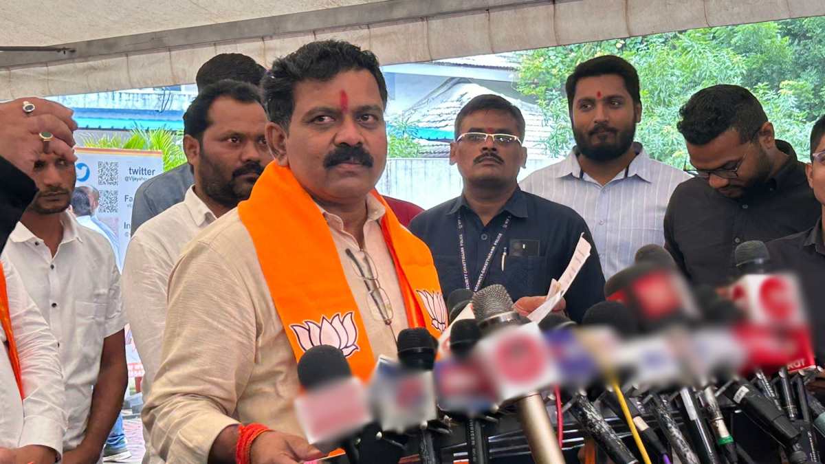 डिप्टी सीएम शर्मा का बड़ा ऐलान: 1200 से अधिक शहीद जवानों के बनाए जाएंगे स्मारक, शहीद के परिवार को मिलेगी सरकारी नौकरी और स्कूल प्रवेश में आरक्षण