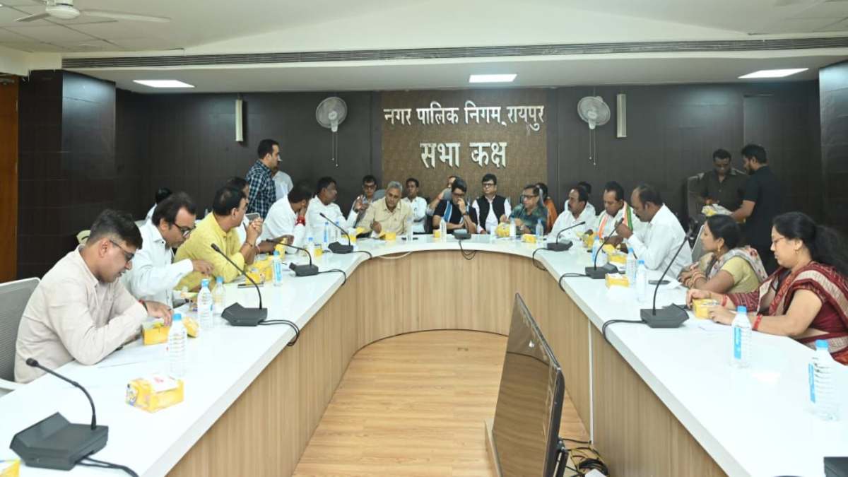 Raipur News: MIC की बैठक में नल कनेक्शन पर बड़ा फैसला, जल और संपत्ति कर भुगतान करने वालों को मिलेगा निःशुल्क कनेक्शन