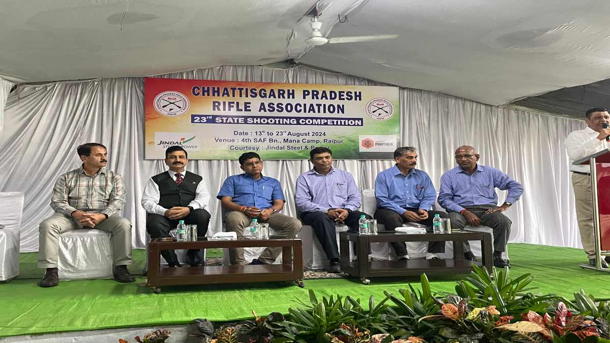 निशानेबाज प्रतियोगिता में शूटर्स का शानदार प्रदर्शन, मंत्री टंकराम वर्मा ने किया सम्मानित
